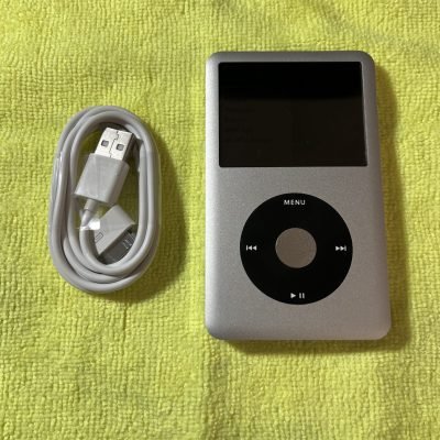 Refurbished iPod classic front
